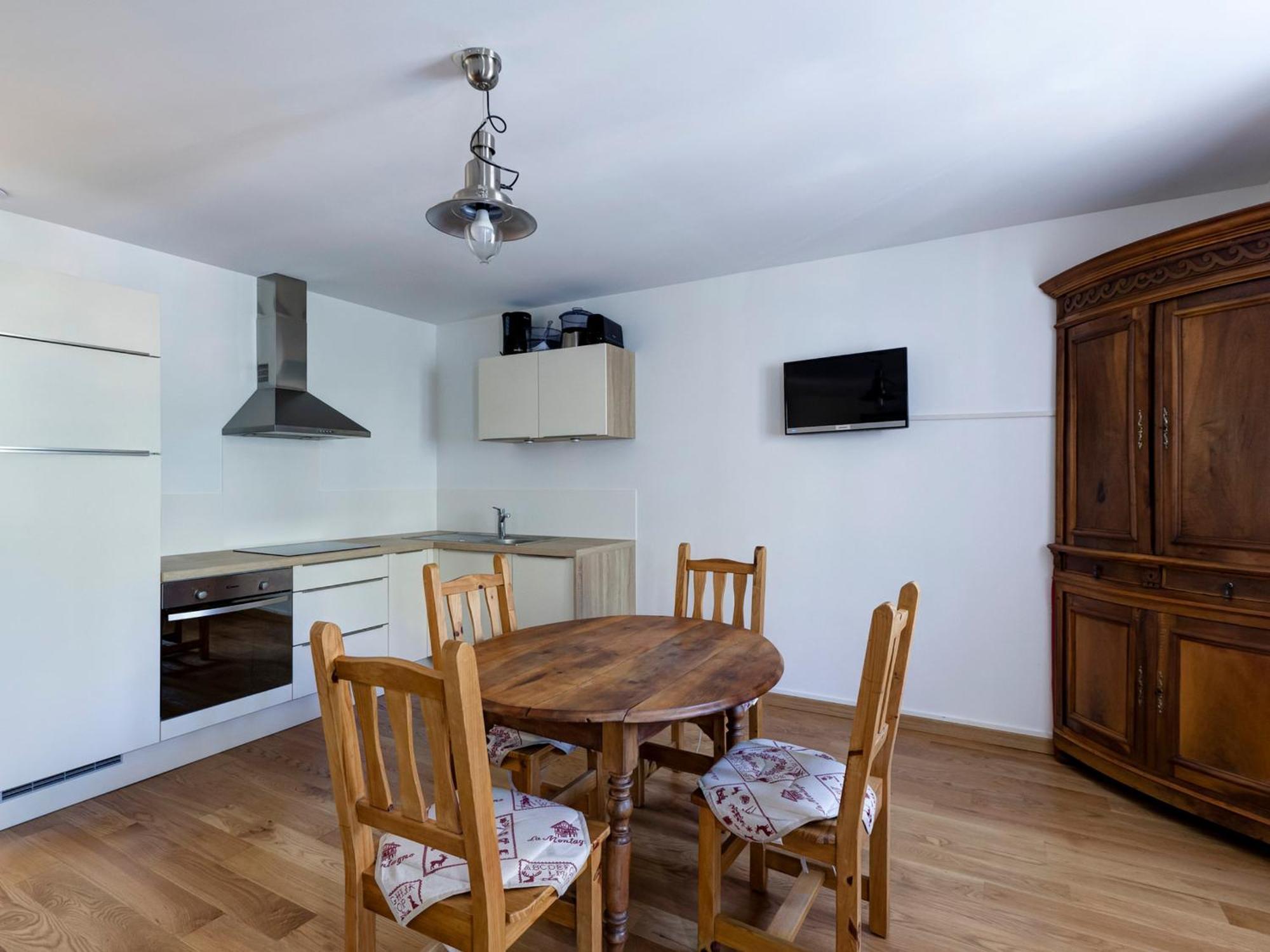 Appartement Neuf 2* Au Centre De Brides Avec Terrasse, Proche Telecabines Et Commerces - Fr-1-512-41 Kültér fotó